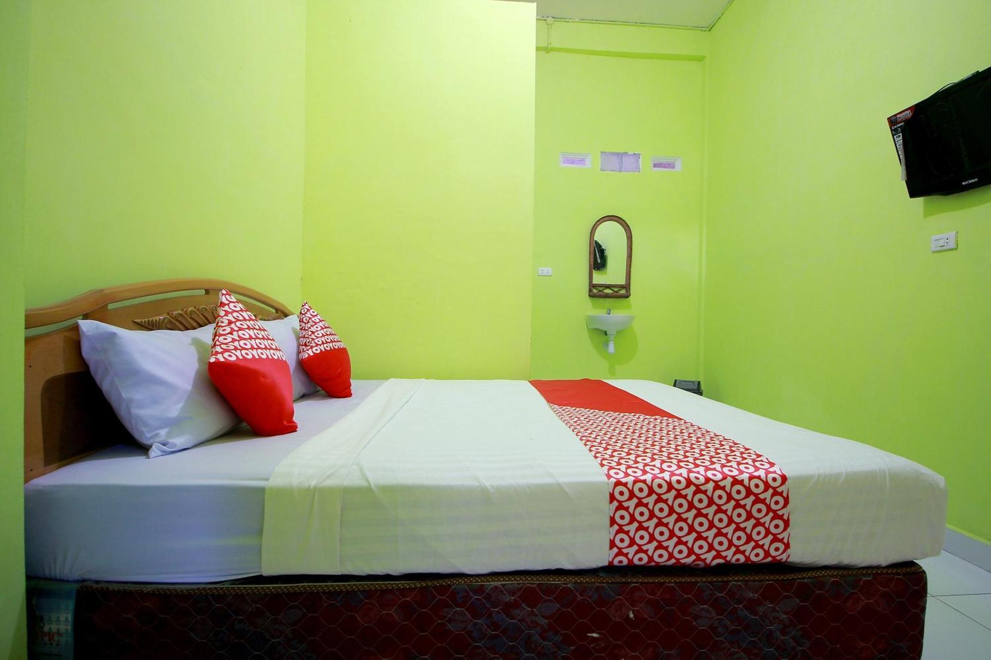 Oyo 2585 Sherren Guest House Lubuklinggau Exterior foto